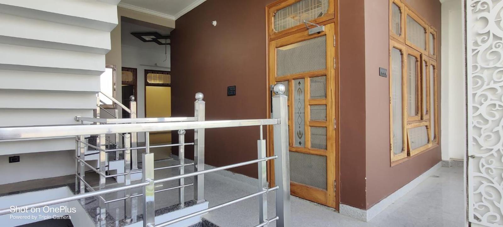 Blessing'S Home Stay 4 Bedroom Luxury Villa Lucknow Exterior photo
